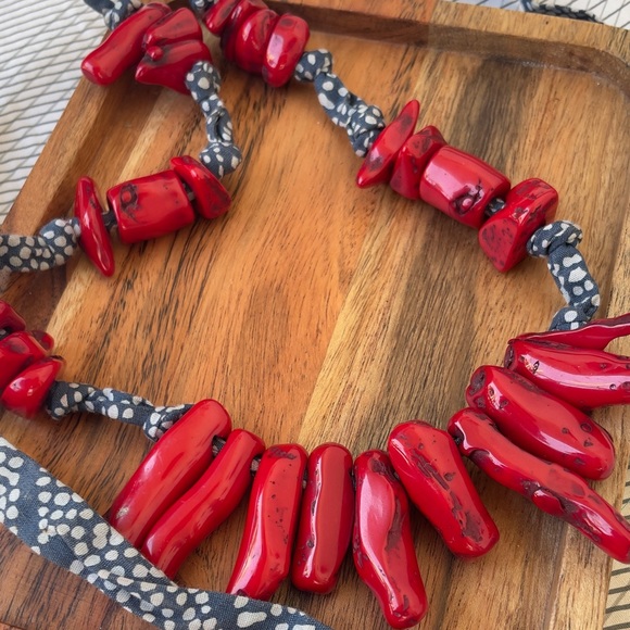 Brand new zara bohemian raw stoned necklace for summer - Picture 4 of 4